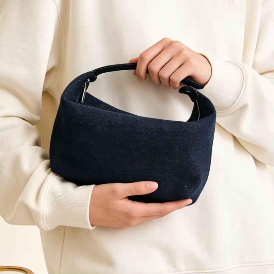 レディース向け、高級感のあるデニム素材の大型ショルダーバッグ - Luxury Bags Denim のレビューと価格