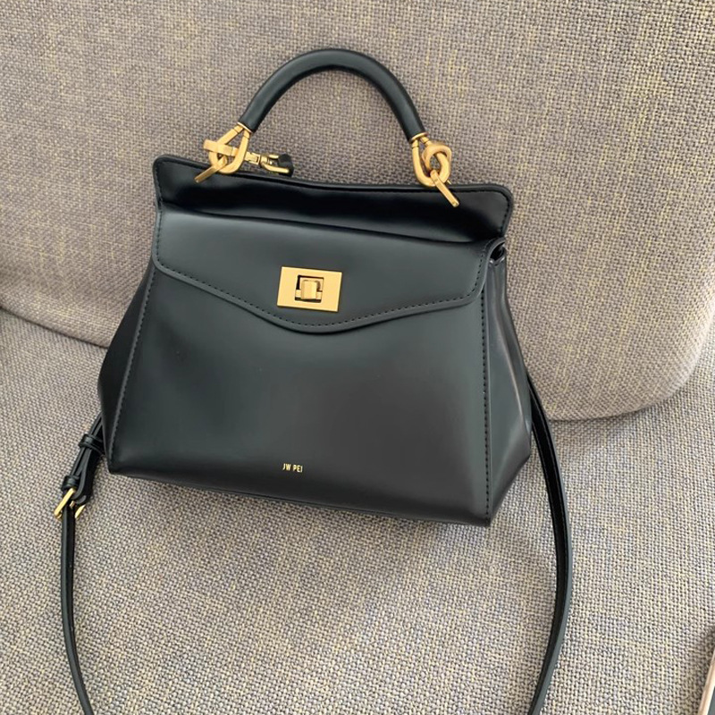 JW PEI ピローバッグ、ロックバッグ、ショルダーバッグ、 - Luxury Bags Affordable のレビューと価格