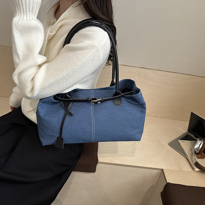 デニムデザイナーバッグ 大容量 多機能 ショルダーバッグ 通 - Luxury Bags Denim のレビューと価格