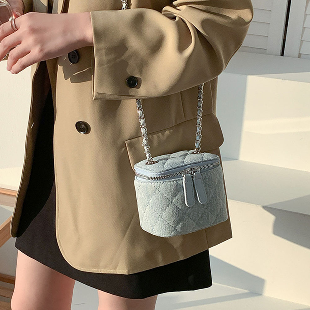 小さなキルティングボックスクロスボディ財布女性デザイナーデミ - Chain Crossbody Quilted のレビューと価格