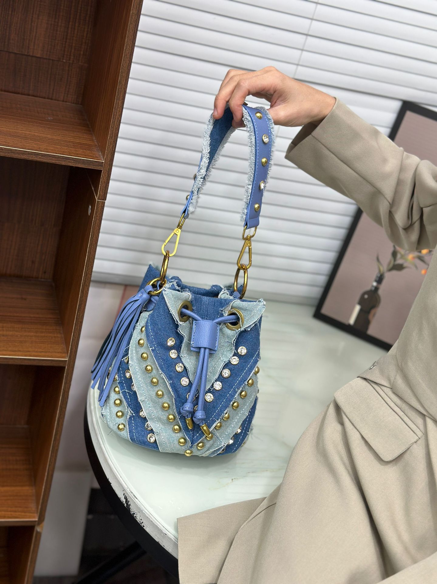 ライトラグジュアリーファッショナブルなダイヤモンド象嵌ハンド - Luxury Bags Denim のレビューと価格